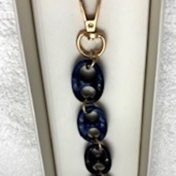 Macrae & Co. handbag charm gold tone heart and navy acrylic links New in Box - Picture 5 of 6